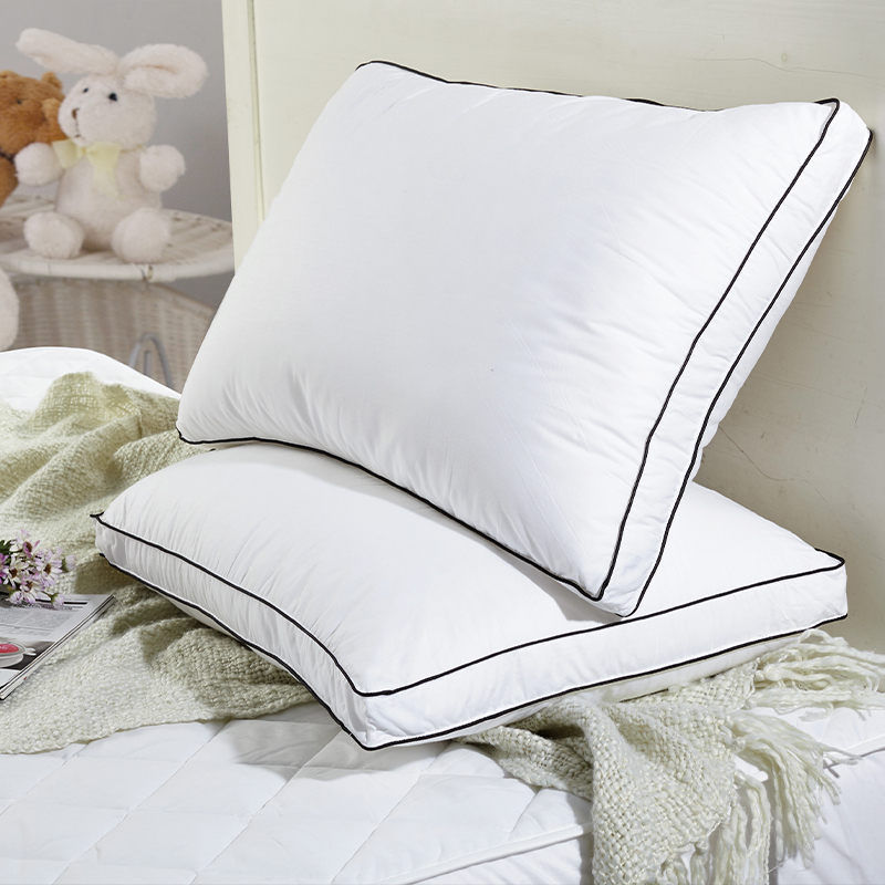 Coton blanc en bas de la baisse alternative Microfibre 5cm Gusset Hôtel Oreillers